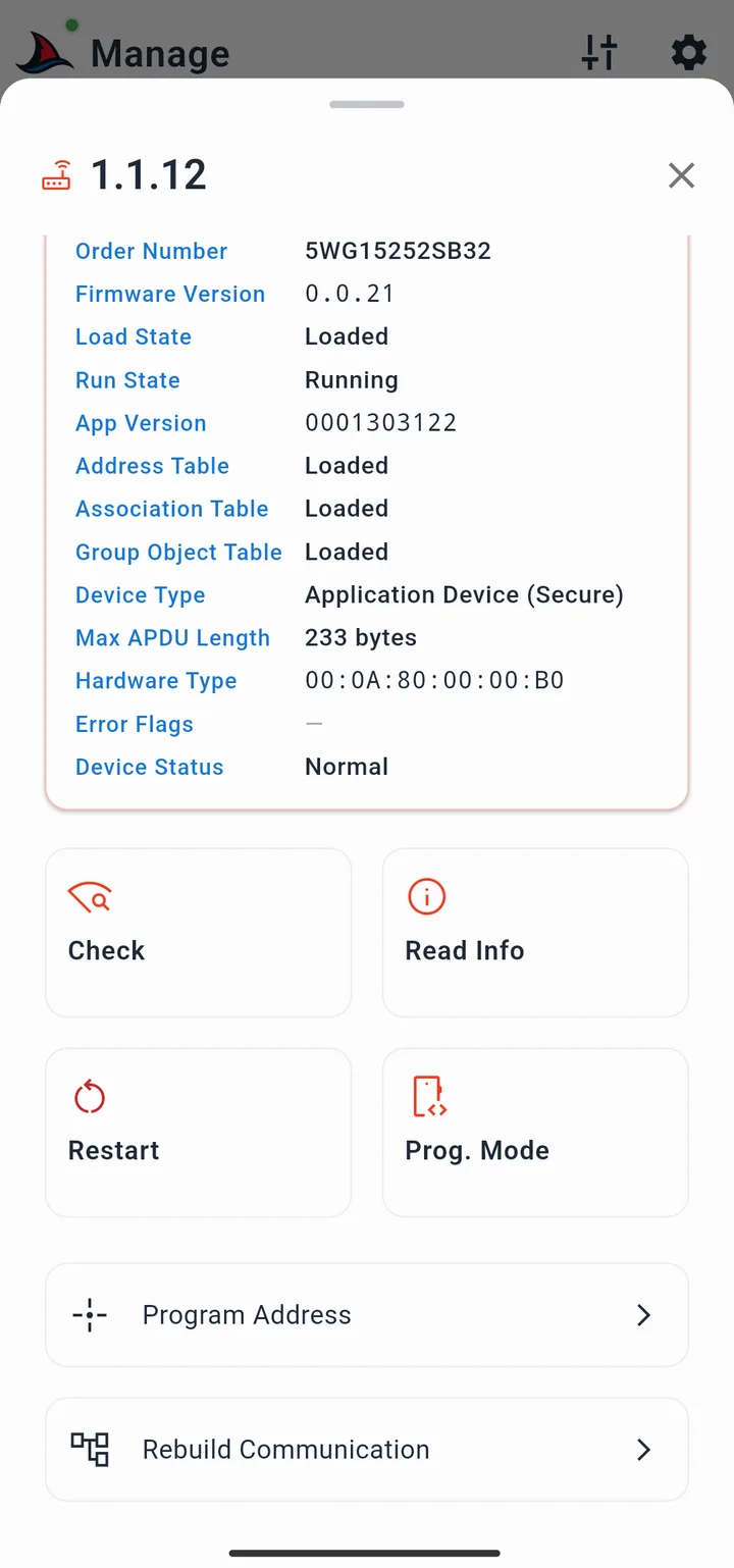 Schermata dei dettagli della scheda dispositivo in Line Scan che mostra i pulsanti delle azioni diagnostiche e l'opzione Program Address